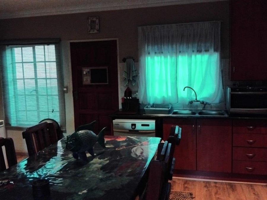 2 Bedroom Property for Sale in Annlin Gauteng