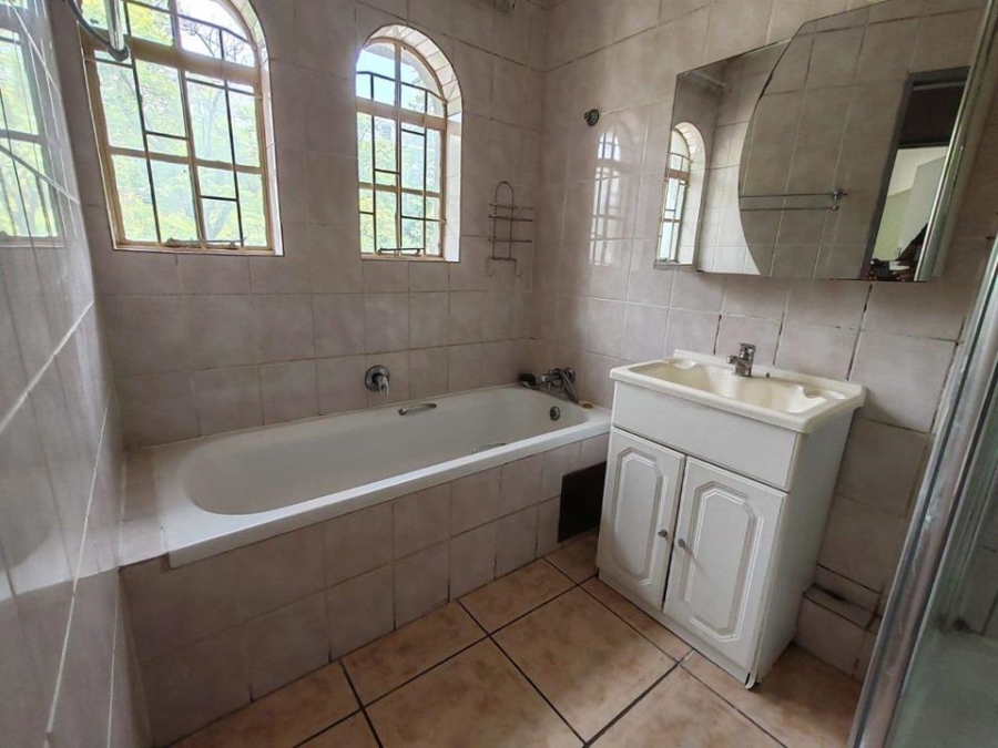 4 Bedroom Property for Sale in Sunnyside Gauteng