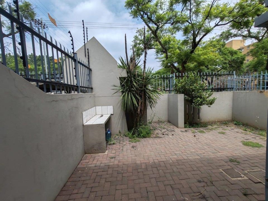 4 Bedroom Property for Sale in Sunnyside Gauteng