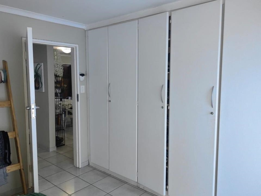 2 Bedroom Property for Sale in Waterkloof Park Gauteng