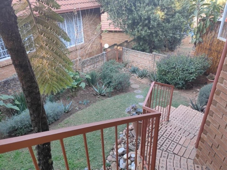 2 Bedroom Property for Sale in Waterkloof Park Gauteng