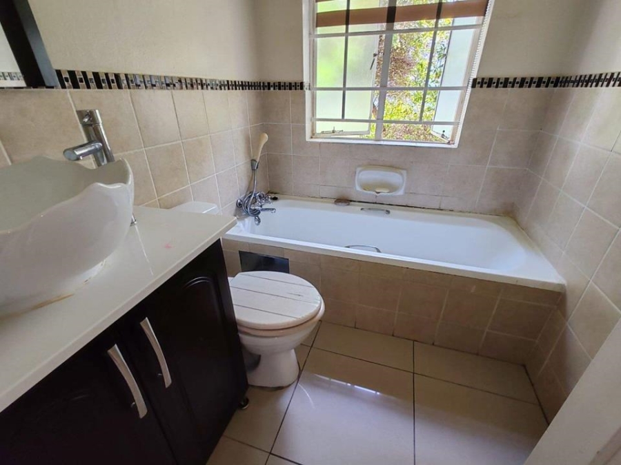 3 Bedroom Property for Sale in Hartebeeshoek Gauteng