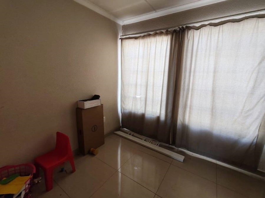 3 Bedroom Property for Sale in Olievenhoutbosch Gauteng