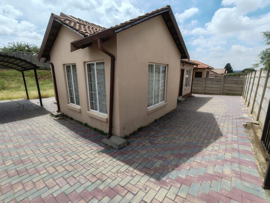 3 Bedroom Property for Sale in Olievenhoutbosch Gauteng