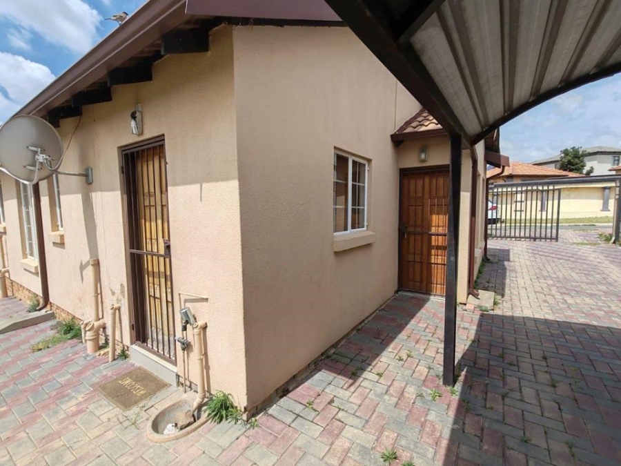 3 Bedroom Property for Sale in Olievenhoutbosch Gauteng