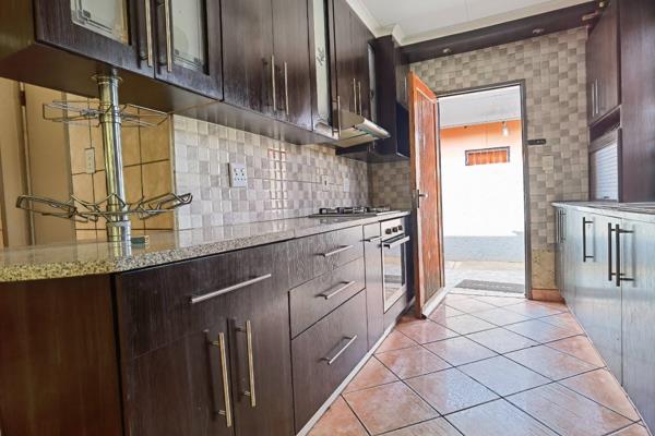 3 Bedroom Property for Sale in Lotus Gardens Gauteng