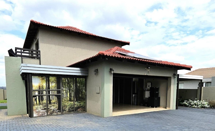 3 Bedroom Property for Sale in Halfway House Gauteng