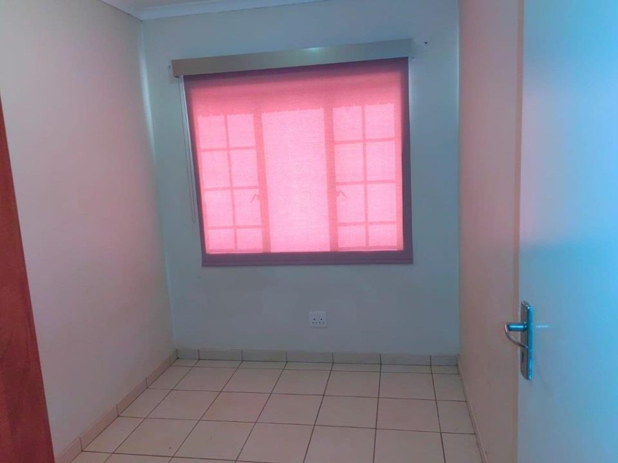 To Let 3 Bedroom Property for Rent in Karenpark Gauteng