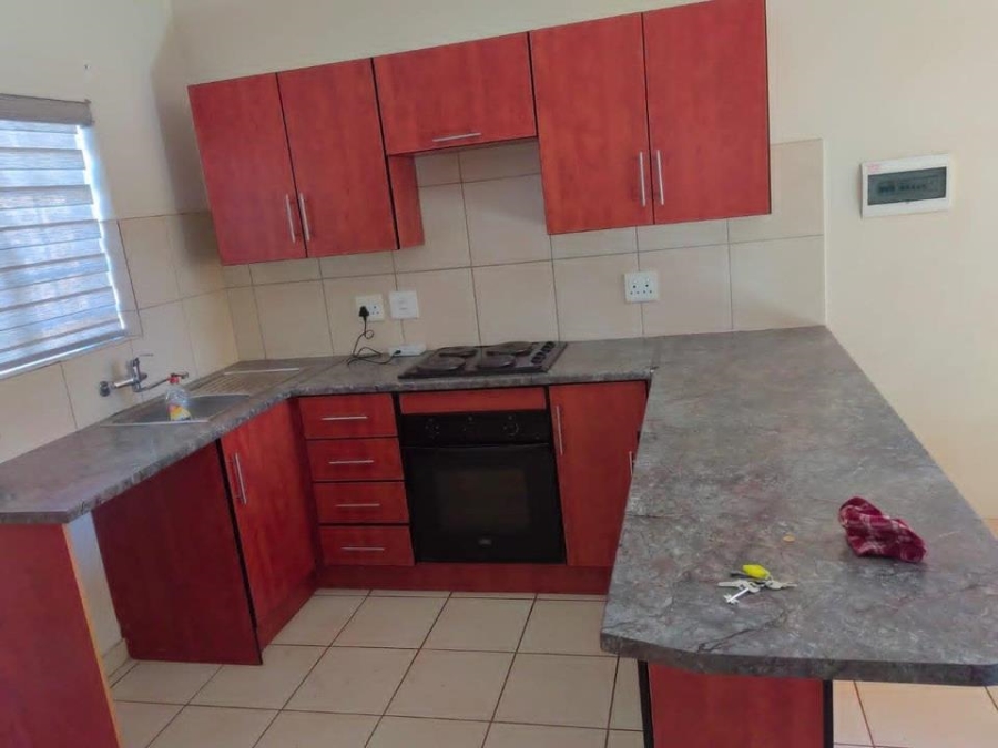 To Let 3 Bedroom Property for Rent in Karenpark Gauteng