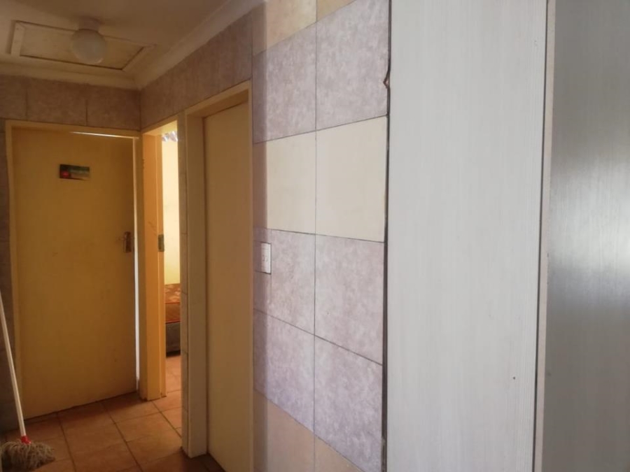 4 Bedroom Property for Sale in Lotus Gardens Gauteng