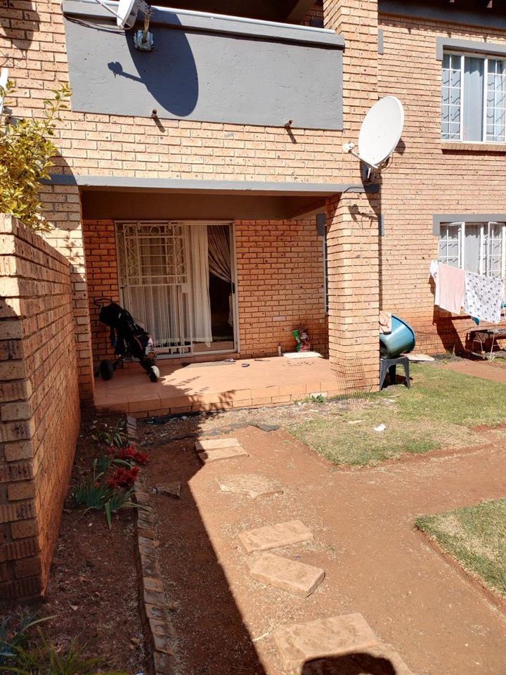 2 Bedroom Property for Sale in Equestria Gauteng