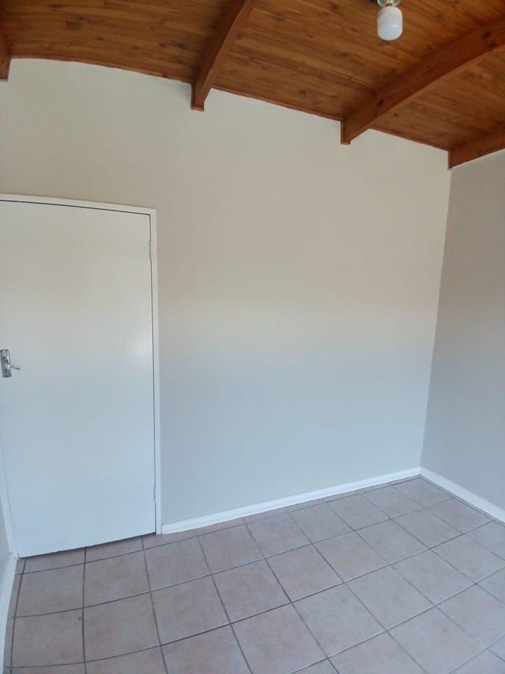 2 Bedroom Property for Sale in Pretoria North Gauteng