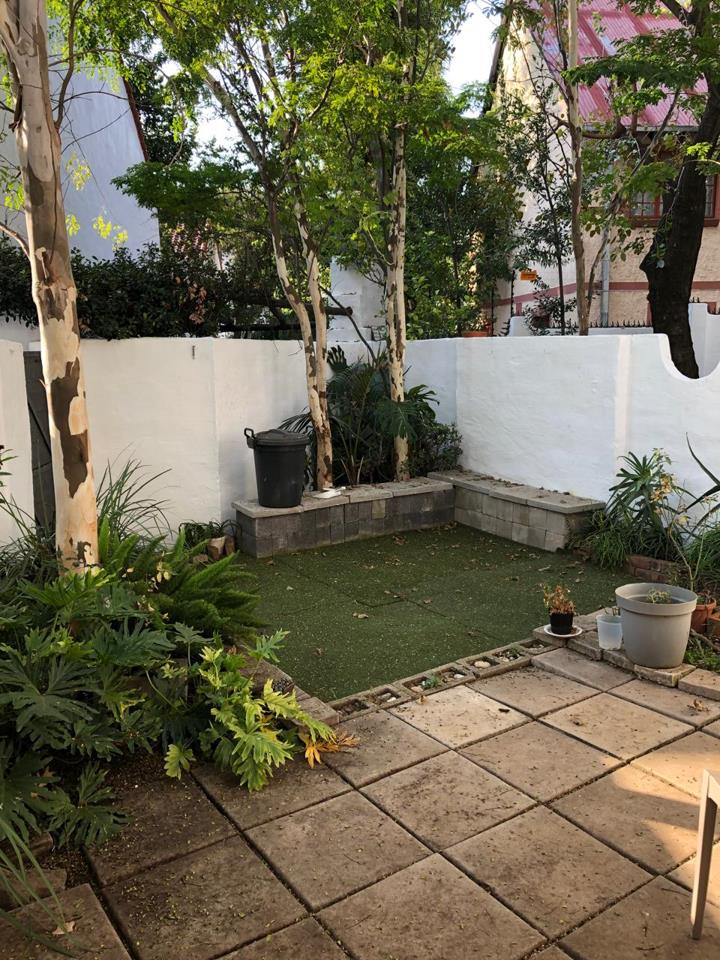 2 Bedroom Property for Sale in Sunnyside Gauteng