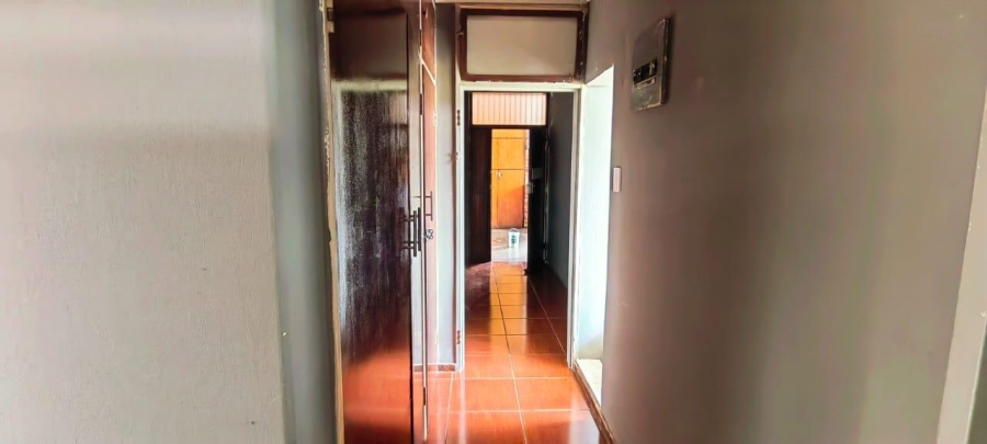 5 Bedroom Property for Sale in Muckleneuk Gauteng