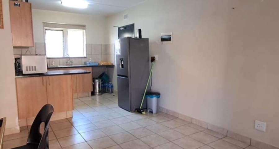 2 Bedroom Property for Sale in Olympus Heights Estate Gauteng