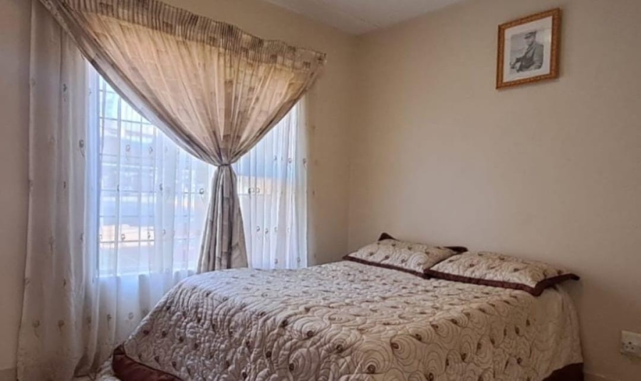 2 Bedroom Property for Sale in Olympus Heights Estate Gauteng