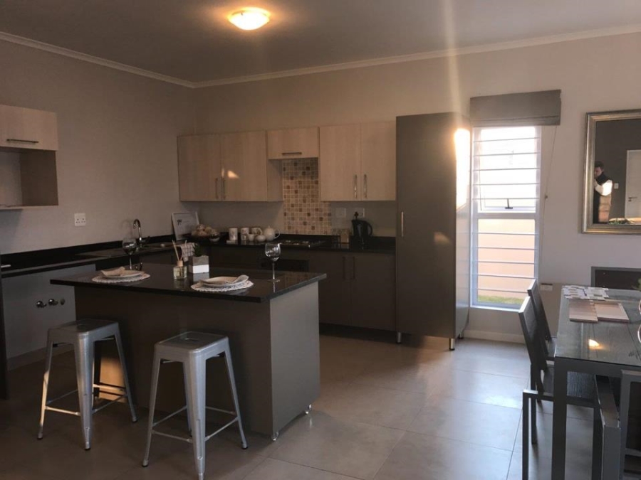 0 Bedroom Property for Sale in Blue Hills Gauteng