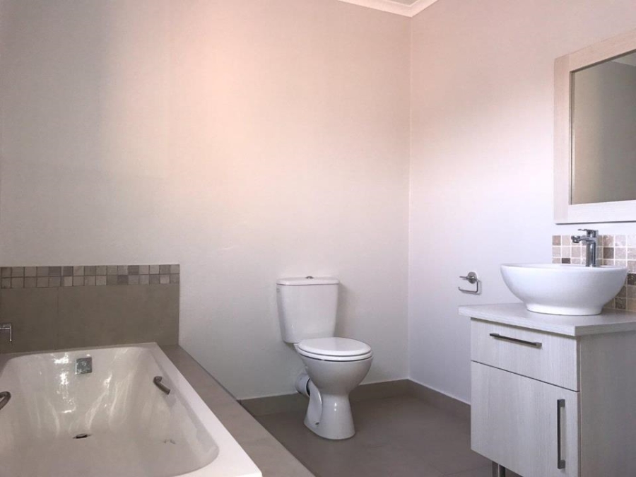 0 Bedroom Property for Sale in Blue Hills Gauteng