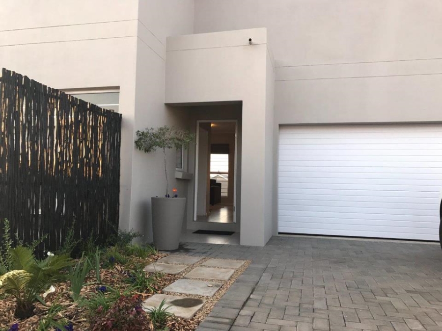 0 Bedroom Property for Sale in Blue Hills Gauteng