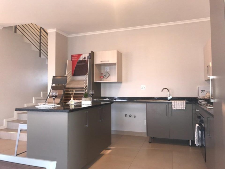 0 Bedroom Property for Sale in Blue Hills Gauteng