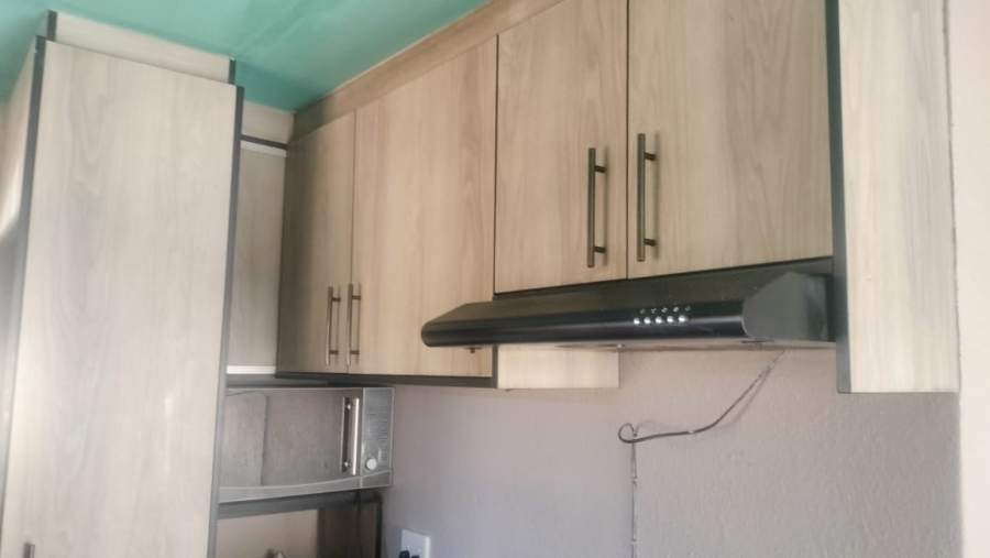 2 Bedroom Property for Sale in Soshanguve WW Gauteng