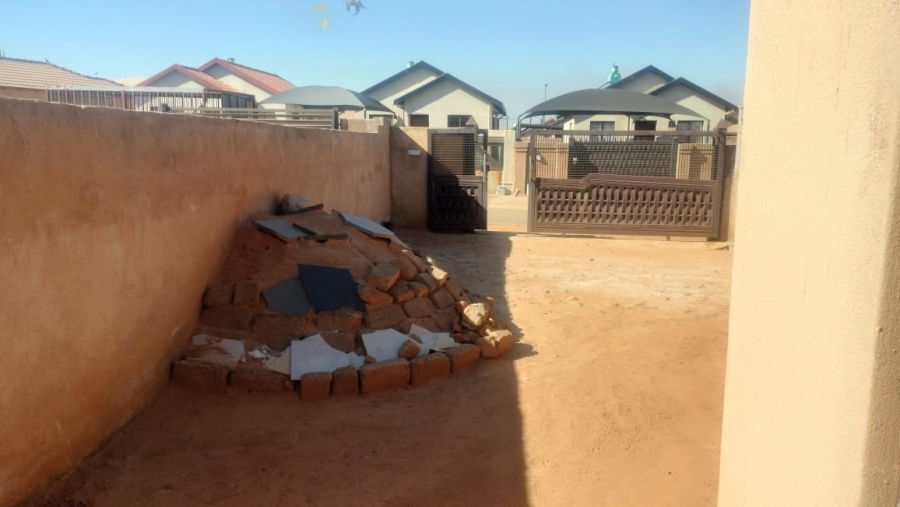 2 Bedroom Property for Sale in Soshanguve WW Gauteng