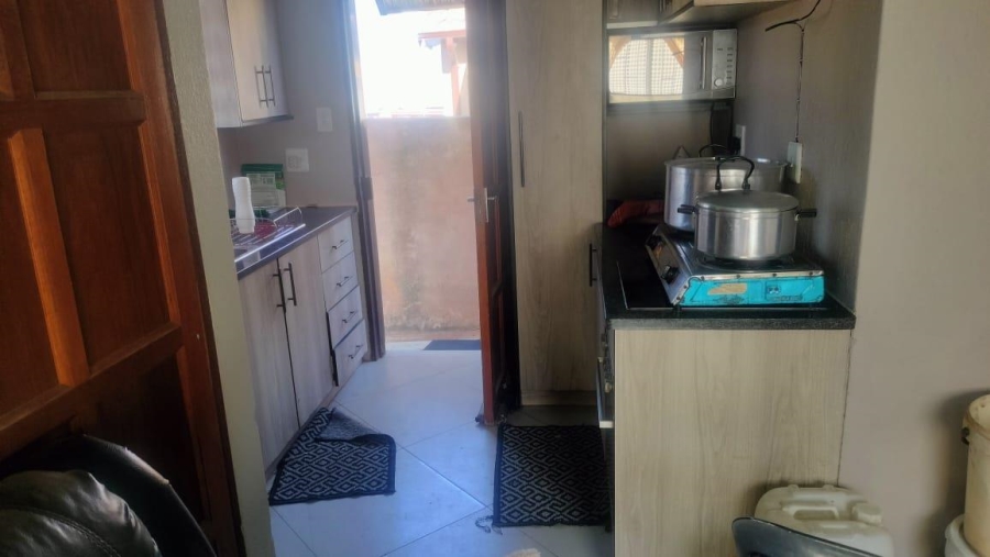 2 Bedroom Property for Sale in Soshanguve WW Gauteng