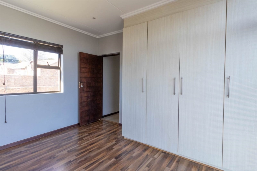 To Let 3 Bedroom Property for Rent in Kyalami Hills Gauteng