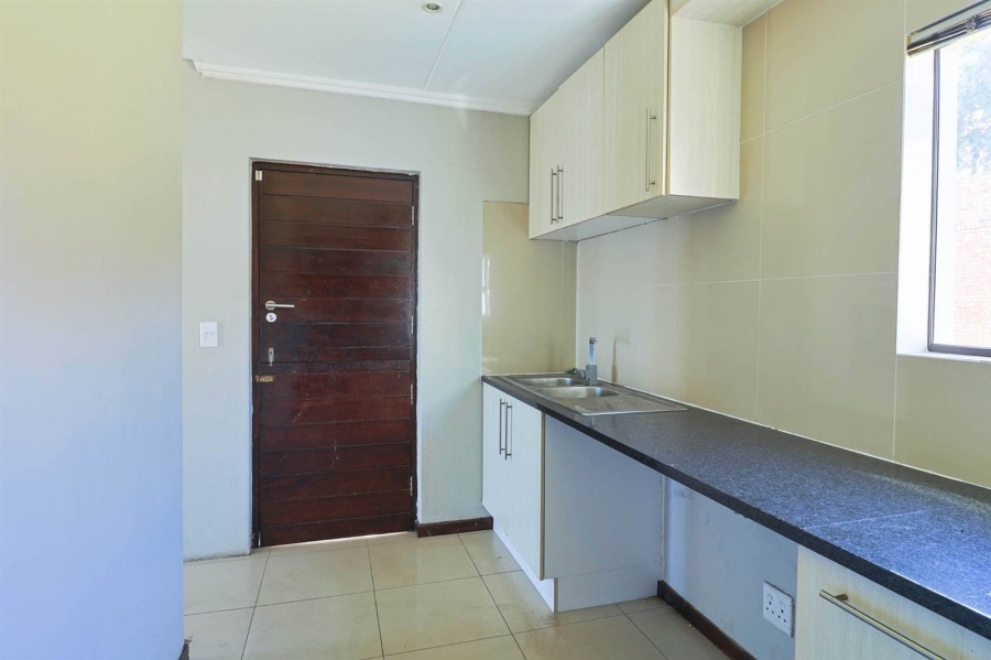 To Let 3 Bedroom Property for Rent in Kyalami Hills Gauteng