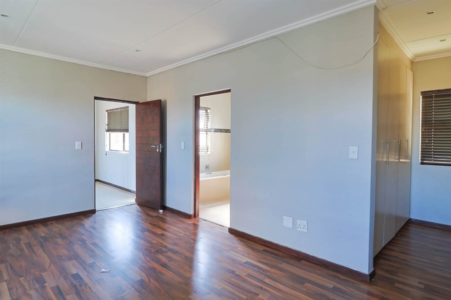 To Let 3 Bedroom Property for Rent in Kyalami Hills Gauteng