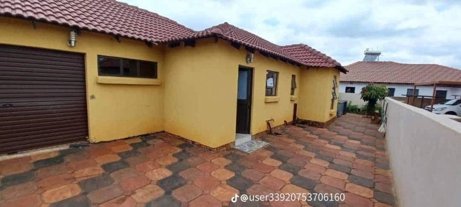 3 Bedroom Property for Sale in The Orchards Gauteng