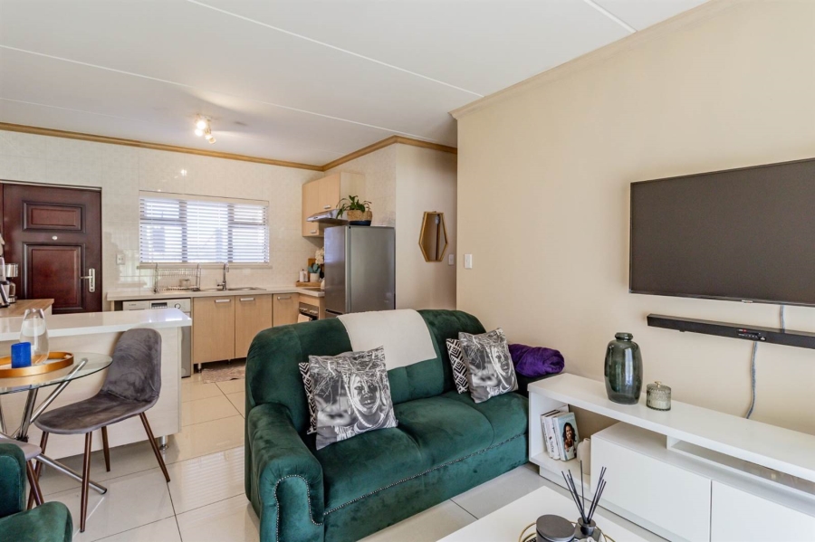 1 Bedroom Property for Sale in Halfway Gardens Gauteng