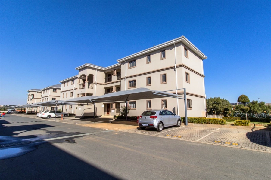 1 Bedroom Property for Sale in Halfway Gardens Gauteng