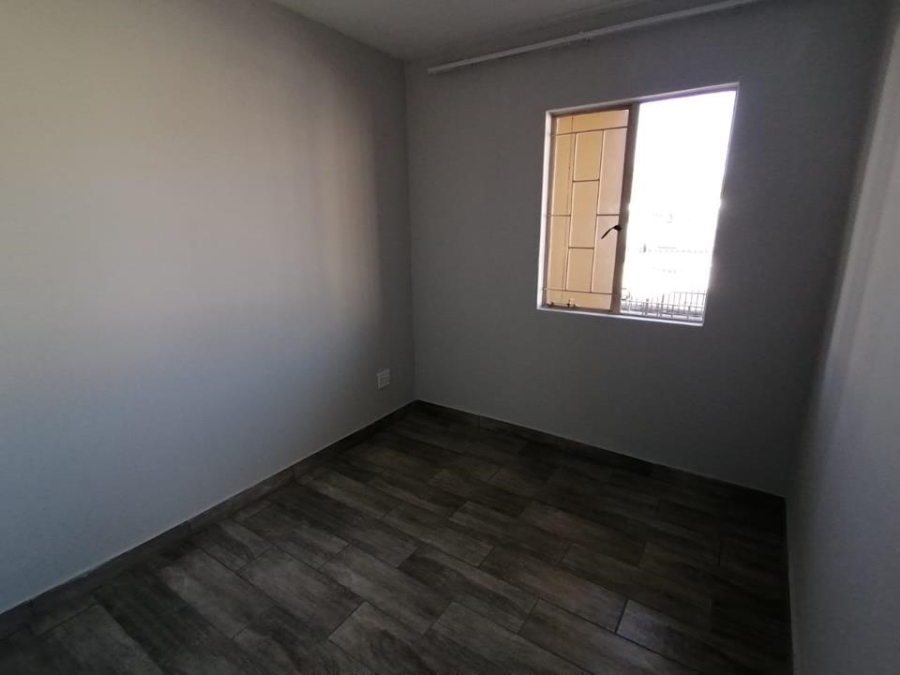 2 Bedroom Property for Sale in Queenswood Gauteng