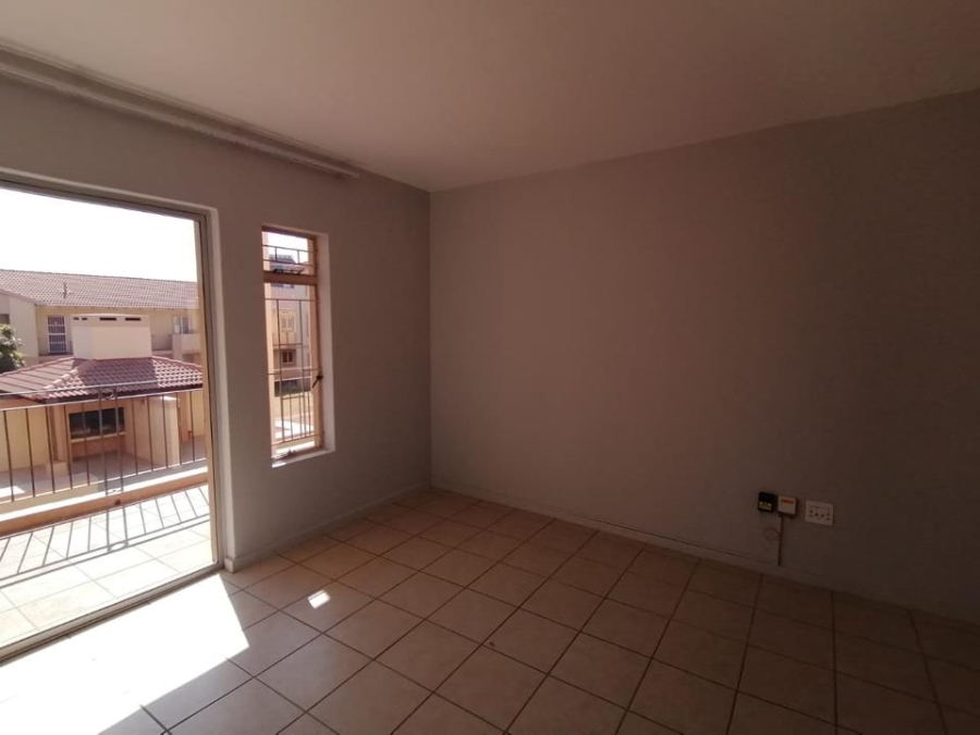 2 Bedroom Property for Sale in Queenswood Gauteng