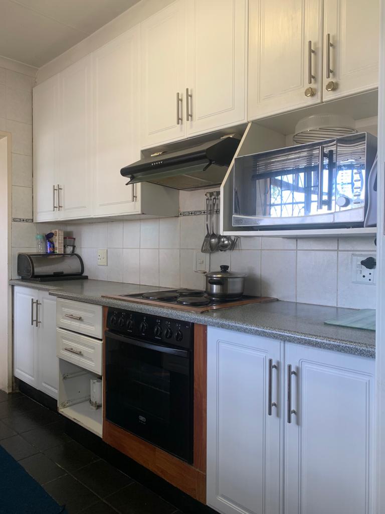 To Let 4 Bedroom Property for Rent in Fleurhof Gauteng