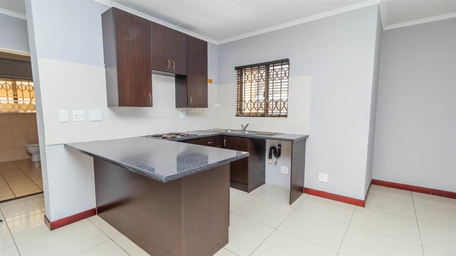 2 Bedroom Property for Sale in Halfway Gardens Gauteng