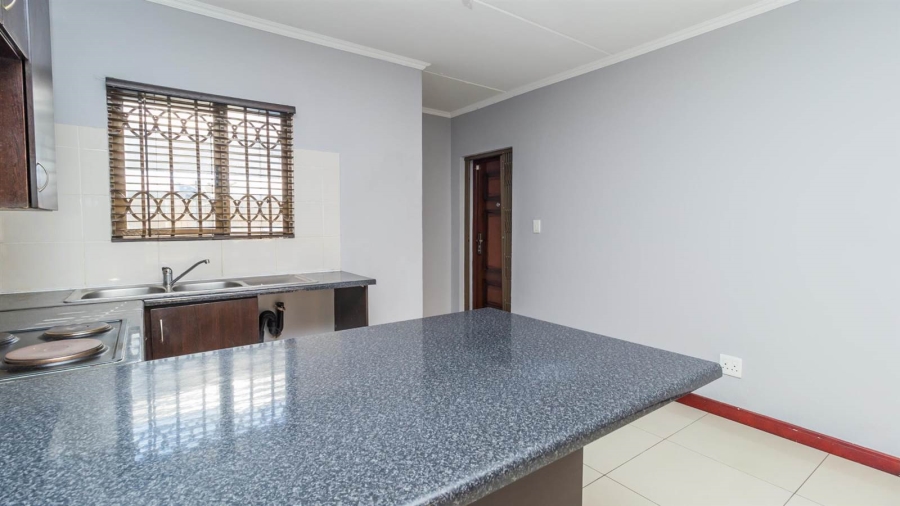 2 Bedroom Property for Sale in Halfway Gardens Gauteng