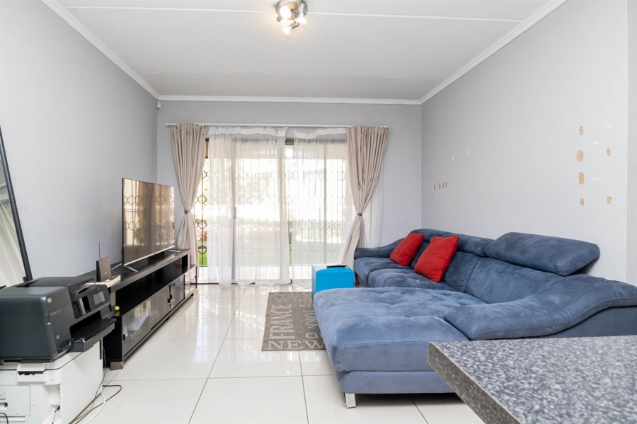 2 Bedroom Property for Sale in Halfway Gardens Gauteng