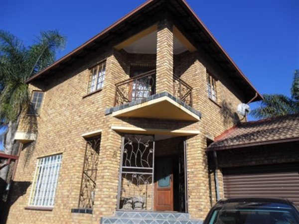 4 Bedroom Property for Sale in Doringkloof Gauteng