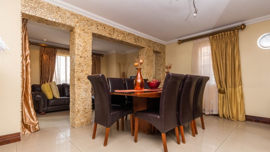 4 Bedroom Property for Sale in Noordwyk Gauteng