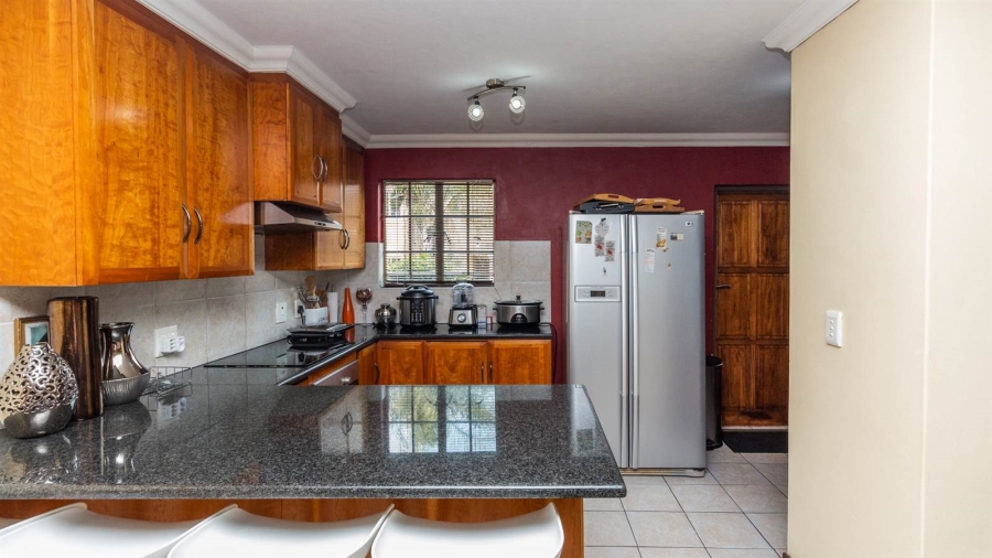 4 Bedroom Property for Sale in Noordwyk Gauteng