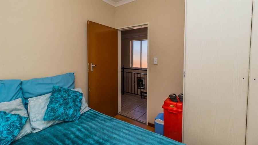 3 Bedroom Property for Sale in Noordwyk Gauteng