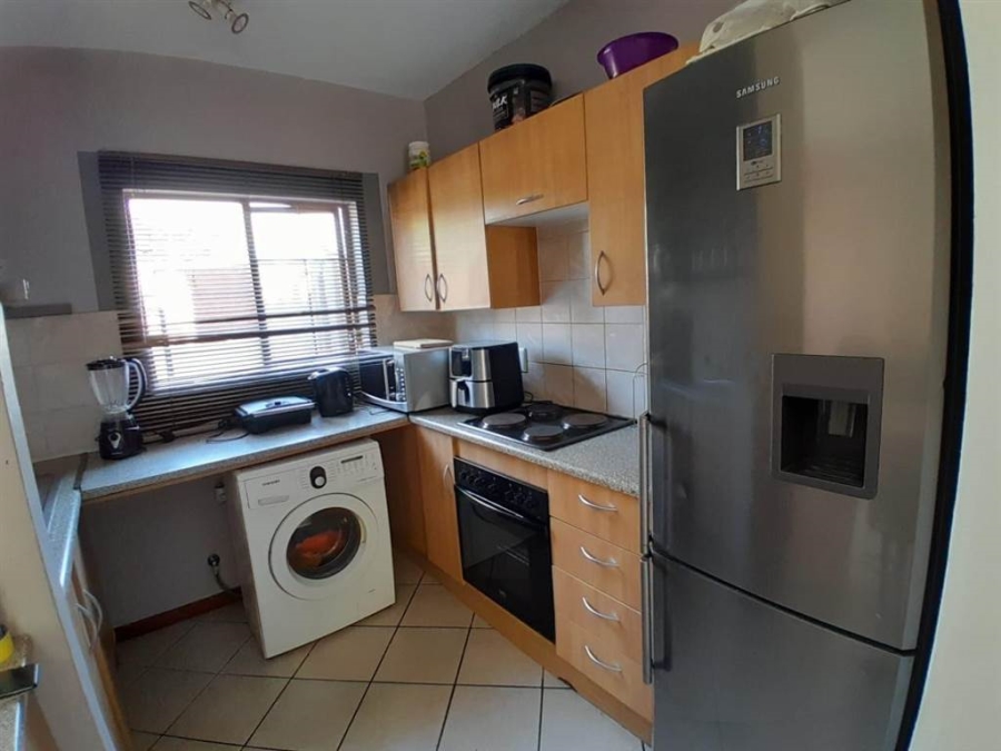 2 Bedroom Property for Sale in Noordwyk Gauteng