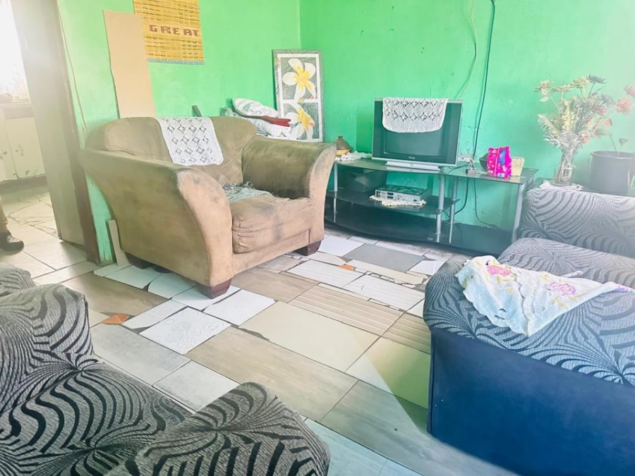 2 Bedroom Property for Sale in Tembisa Central Gauteng