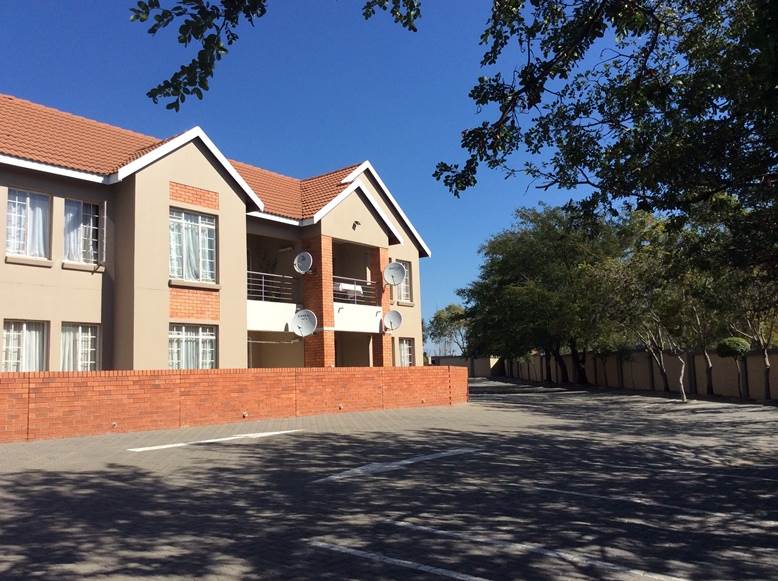 To Let 2 Bedroom Property for Rent in Kosmosdal Gauteng