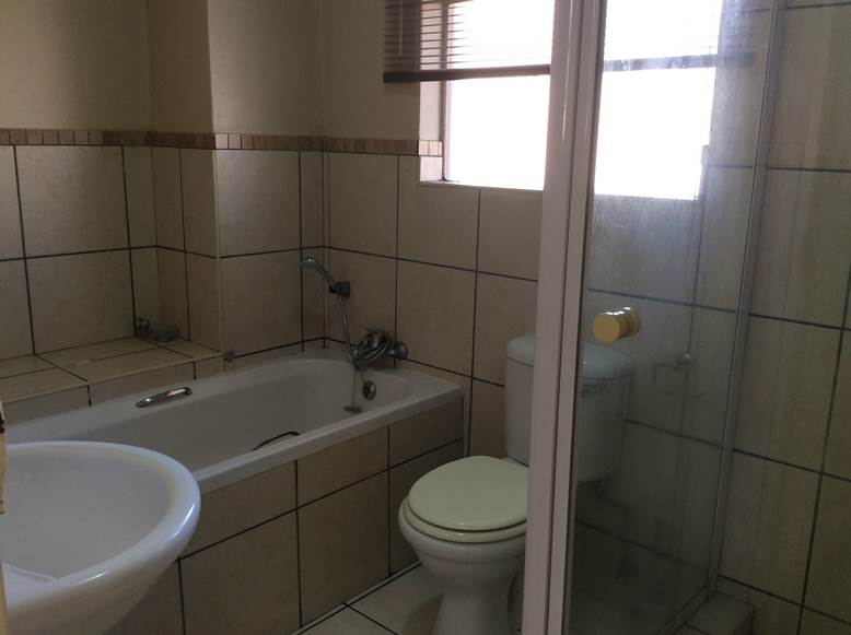 To Let 2 Bedroom Property for Rent in Kosmosdal Gauteng