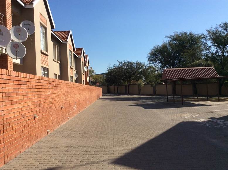 To Let 2 Bedroom Property for Rent in Kosmosdal Gauteng