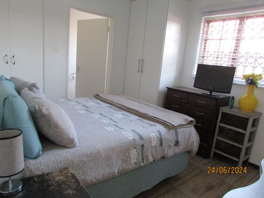 4 Bedroom Property for Sale in Dayanglen Gauteng