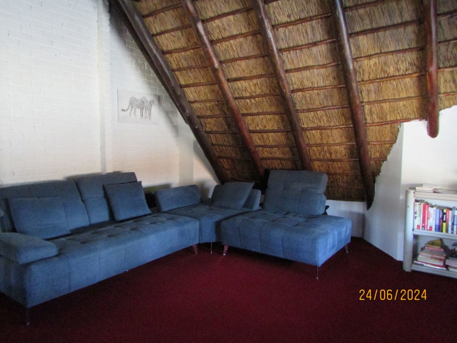 4 Bedroom Property for Sale in Dayanglen Gauteng